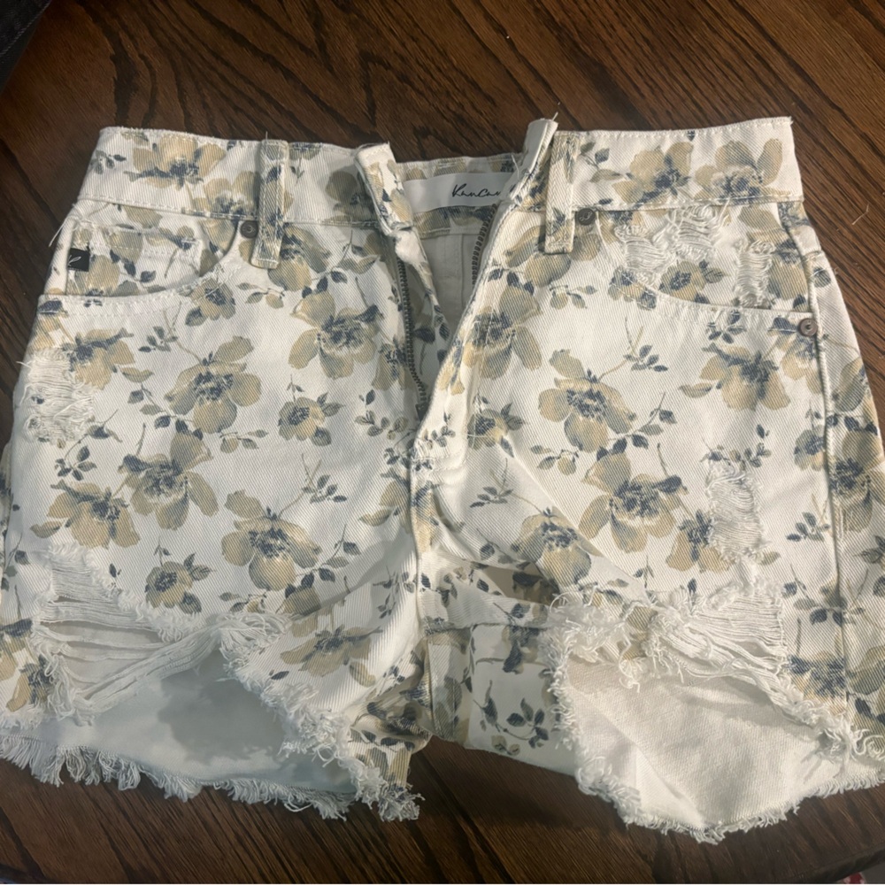 Floral KanCan shorts